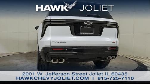 Polar White Tricoat 2026 Chevrolet Traverse RS