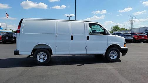 2025 Chevrolet Express 2500 RWD 2500 Regular Wheelbase WT