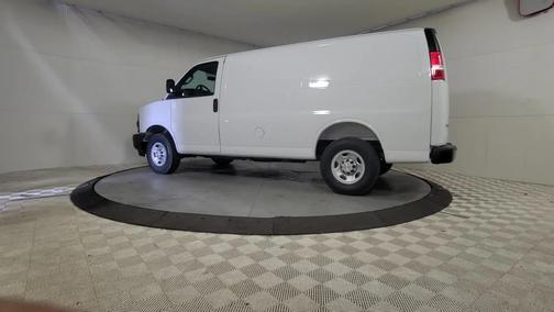 2025 Chevrolet Express 2500 RWD 2500 Regular Wheelbase WT