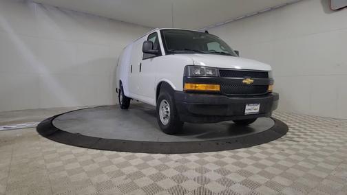 2025 Chevrolet Express 2500 RWD 2500 Regular Wheelbase WT