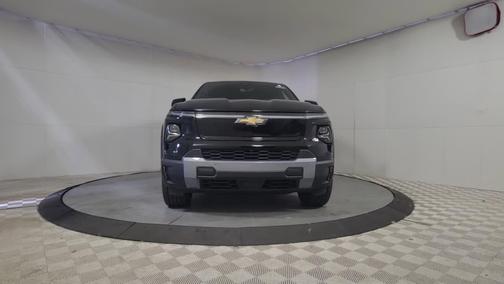 2025 Chevrolet Silverado EV LT