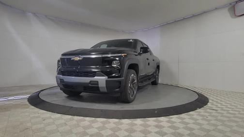 2025 Chevrolet Silverado EV LT