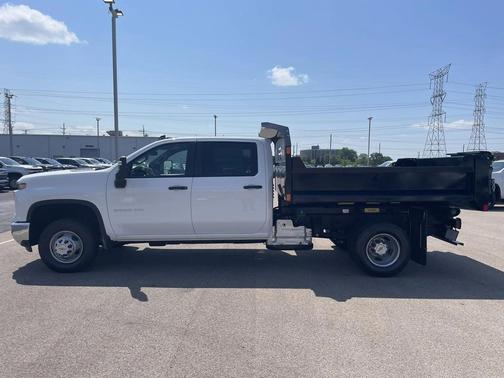 2024 Chevrolet Silverado 3500 WT