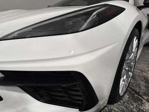 Arctic White 2022 Chevrolet Corvette Stingray w/1LT