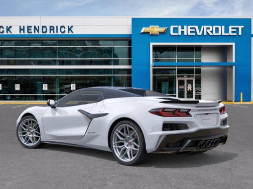 Arctic White 2026 Chevrolet Corvette 3LZ