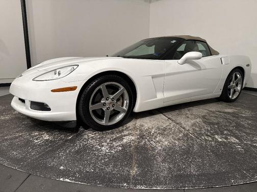 Arctic White 2006 Chevrolet Corvette Base