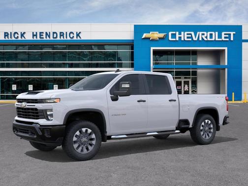 Summit White 2025 Chevrolet Silverado 2500 Custom
