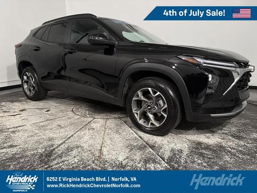 Mosaic Black Metallic 2025 Chevrolet Trax LT