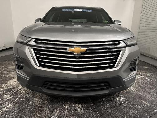 Sterling Gray Metallic 2023 Chevrolet Traverse Premier