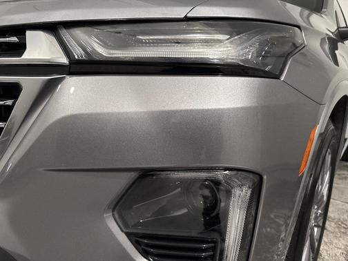 Sterling Gray Metallic 2023 Chevrolet Traverse Premier