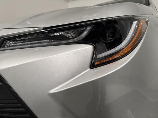 Classic Silver Metallic 2026 Toyota Corolla LE