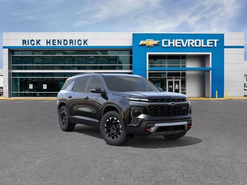 Mosaic Black Metallic 2027 Chevrolet Traverse Z71
