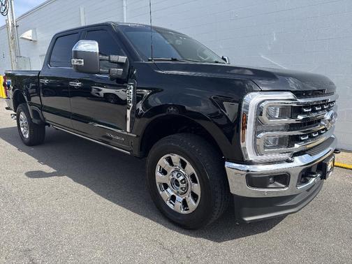 Agate Black 2025 Ford F-250 Lariat