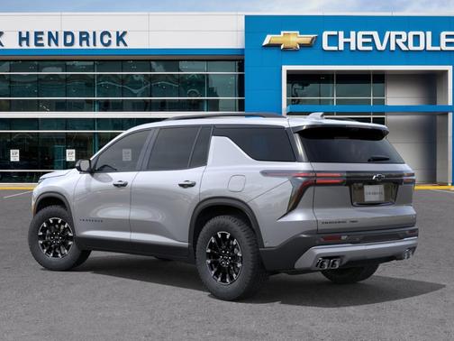 Sterling Gray Metallic 2026 Chevrolet Traverse Z71