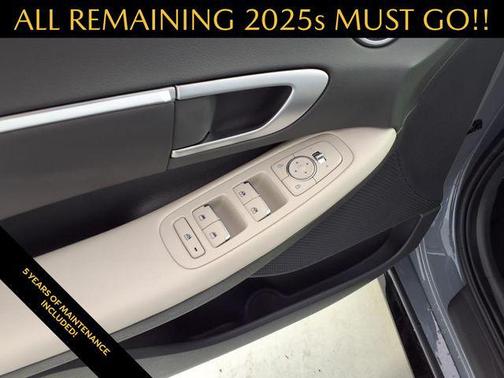 2025 Hyundai SONATA Hybrid SE