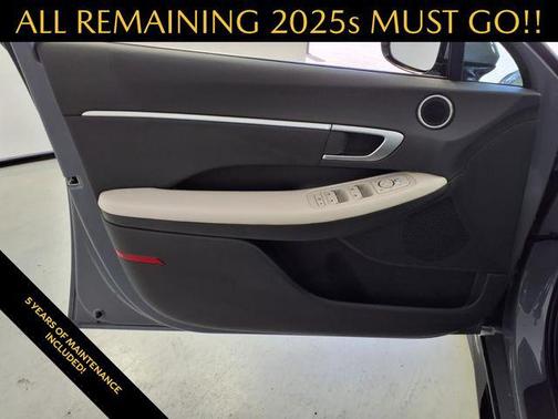 2025 Hyundai SONATA Hybrid SE