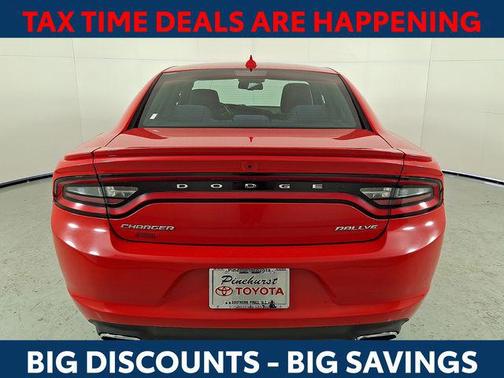 2016 Dodge Charger SXT