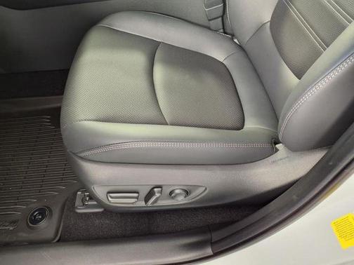 2025 Toyota RAV4 Hybrid Limited