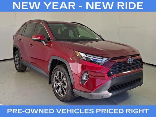 2023 Toyota RAV4 Hybrid XLE Premium