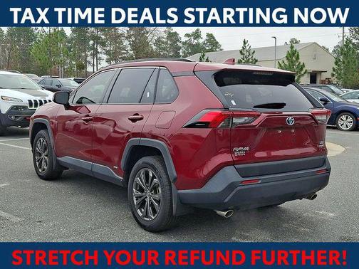 2023 Toyota RAV4 Hybrid XLE Premium