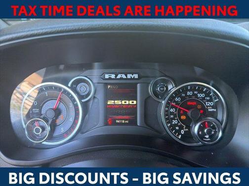 2022 RAM 2500 Tradesman Crew Cab 4x4 6'4' Box