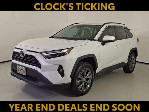 2022 Toyota RAV4 Hybrid XLE Premium