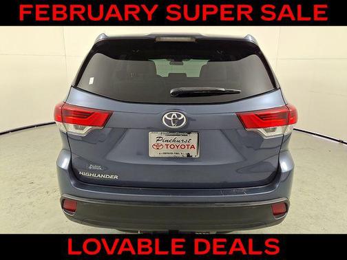 2019 Toyota Highlander LE I4