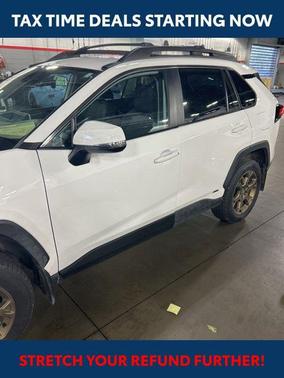 2023 Toyota RAV4 Hybrid SE