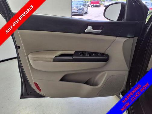 2022 Kia Sportage S