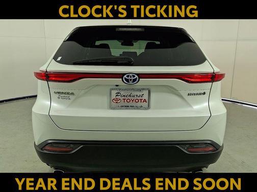 2022 Toyota Venza LE