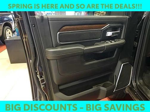 2024 RAM 2500 Laramie Crew Cab 4x4 6'4' Box