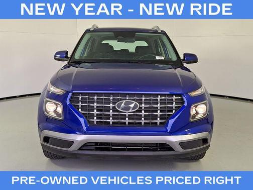 2024 Hyundai VENUE SEL