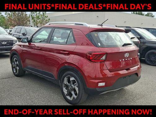 2024 Hyundai VENUE SEL