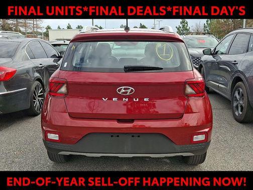 2024 Hyundai VENUE SEL