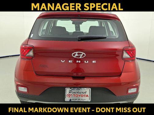 2024 Hyundai VENUE SEL