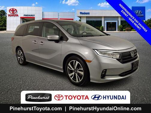 Lunar Silver Metallic 2022 Honda Odyssey Touring