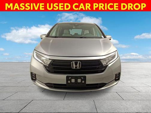Lunar Silver Metallic 2022 Honda Odyssey Touring