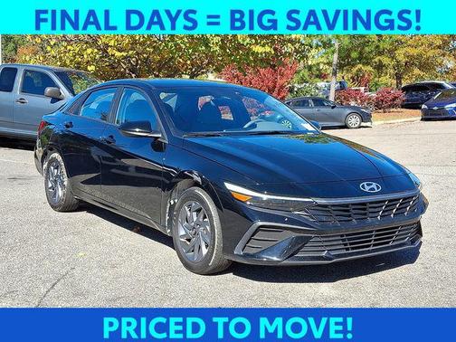 2024 Hyundai ELANTRA SEL