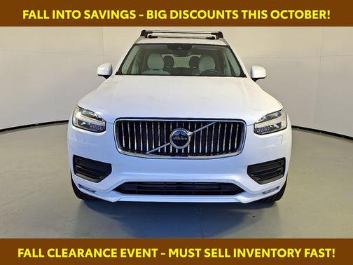 2021 Volvo XC90 T6 Momentum