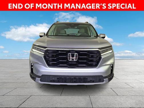Lunar Silver Metallic 2025 Honda Pilot Touring 8-Passenger