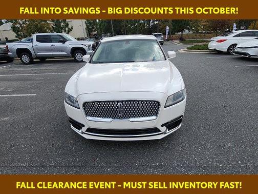 2017 Lincoln Continental Select