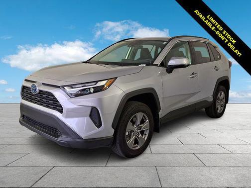 Silver Sky Metallic 2024 Toyota RAV4 Hybrid XLE