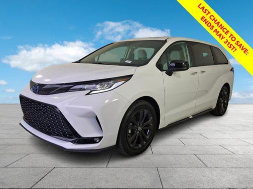 Ice Cap 2025 Toyota Sienna XSE 7 Passenger