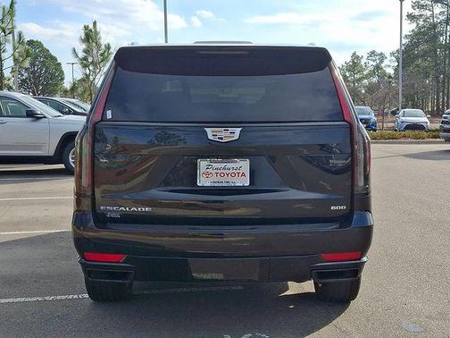 2023 Cadillac Escalade Sport