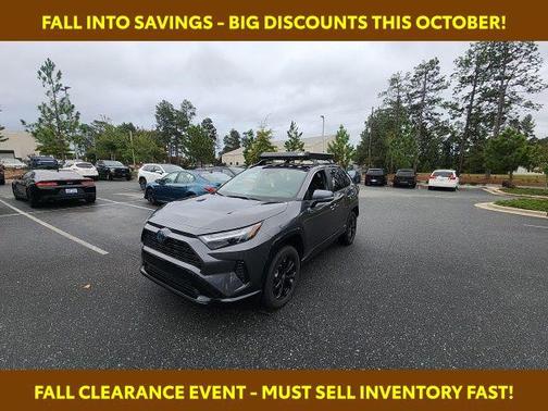 2023 Toyota RAV4 Hybrid SE