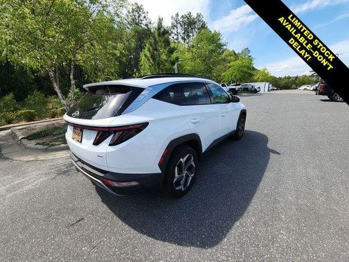 Serenity White Pearl 2023 Hyundai TUCSON Limited
