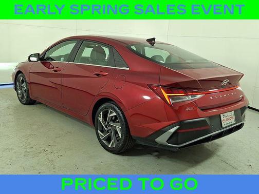 2024 Hyundai ELANTRA Limited