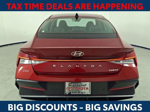 2024 Hyundai ELANTRA Limited