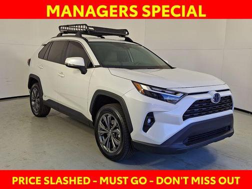 2022 Toyota RAV4 Hybrid XLE Premium