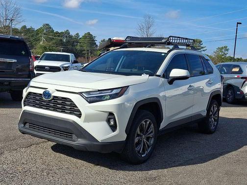 2022 Toyota RAV4 Hybrid XLE Premium